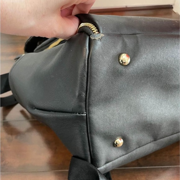 Petunia Pickle Bottom Boxy diaper bag - Picture 6 of 7